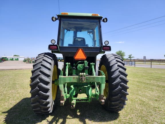 Image of John Deere 4555 equipment image 3
