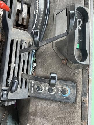Image of John Deere 4555 equipment image 4