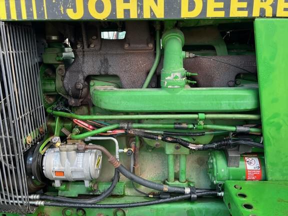 Image of John Deere 4555 equipment image 2