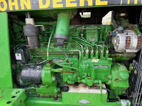 Image of John Deere 4555 equipment image 4