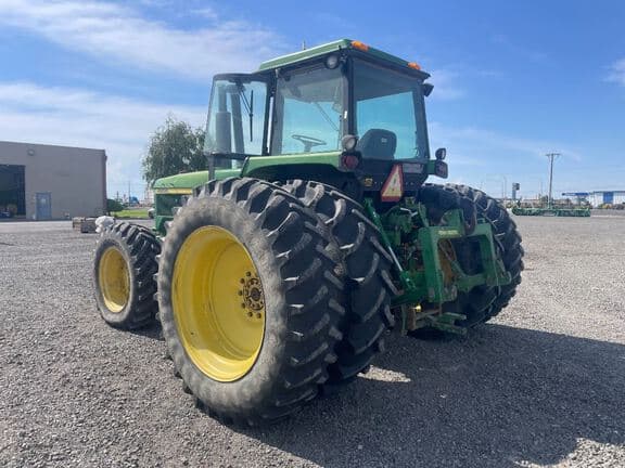 Image of John Deere 4555 equipment image 1