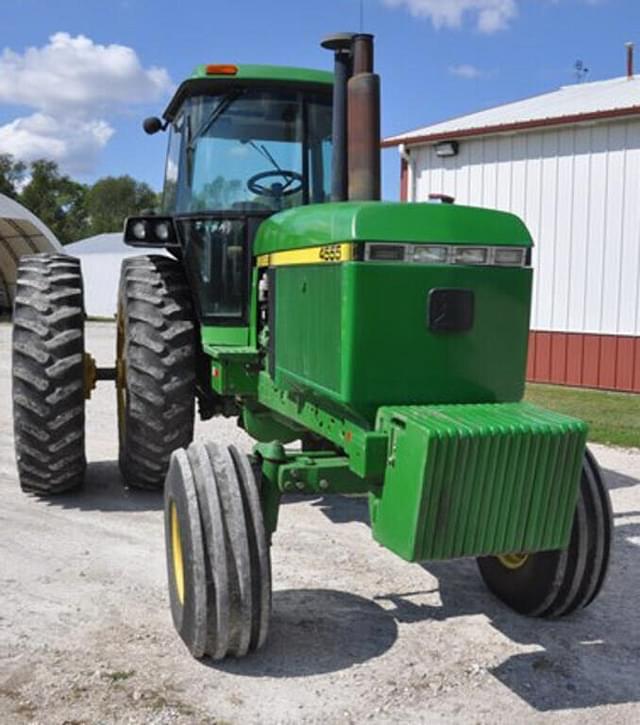 Image of John Deere 4555 equipment image 4