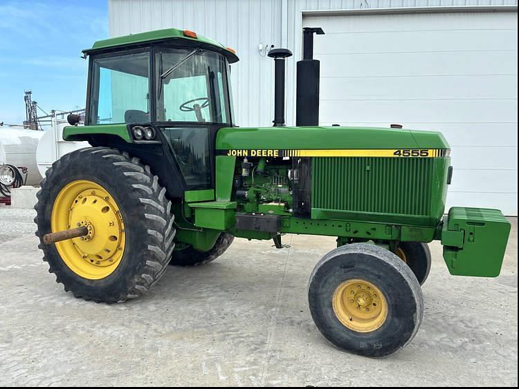 Image of John Deere 4555 Primary image