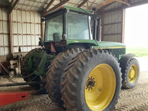 Image of John Deere 4555 equipment image 3