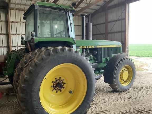 Image of John Deere 4555 equipment image 2