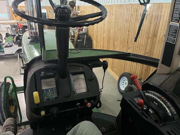 Image of John Deere 4755 equipment image 3