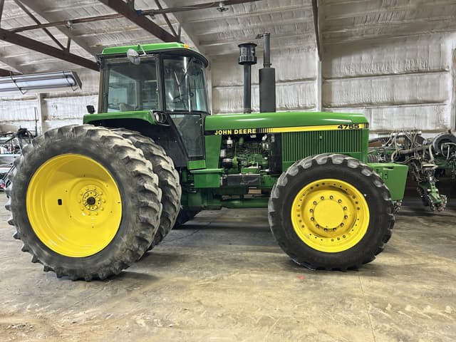 Image of John Deere 4755 equipment image 2