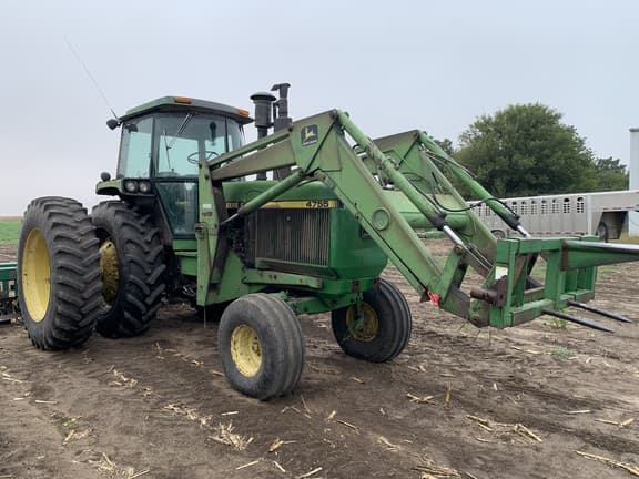 Image of John Deere 4755 equipment image 2