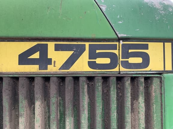 Image of John Deere 4755 equipment image 3