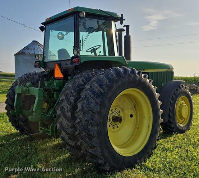 Image of John Deere 4755 equipment image 4