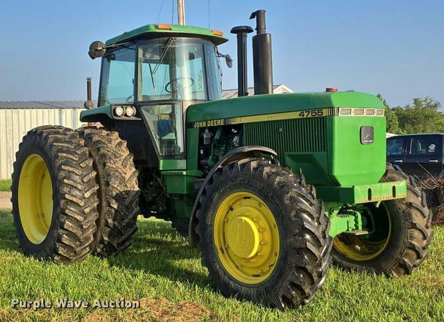 Image of John Deere 4755 equipment image 2