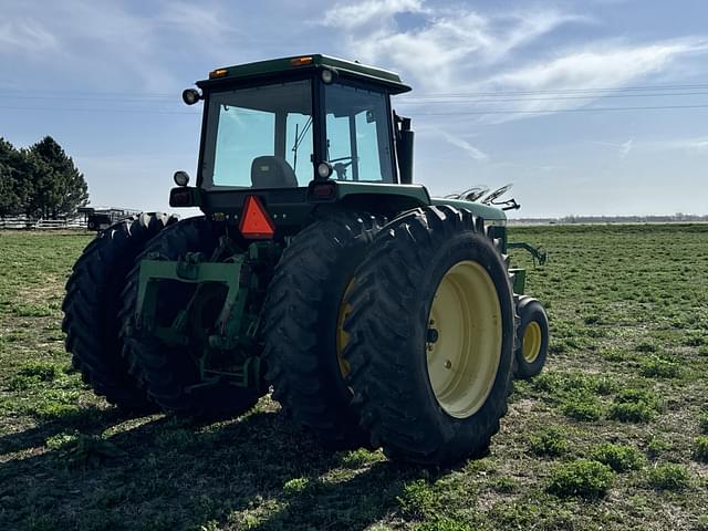 Image of John Deere 4755 equipment image 4