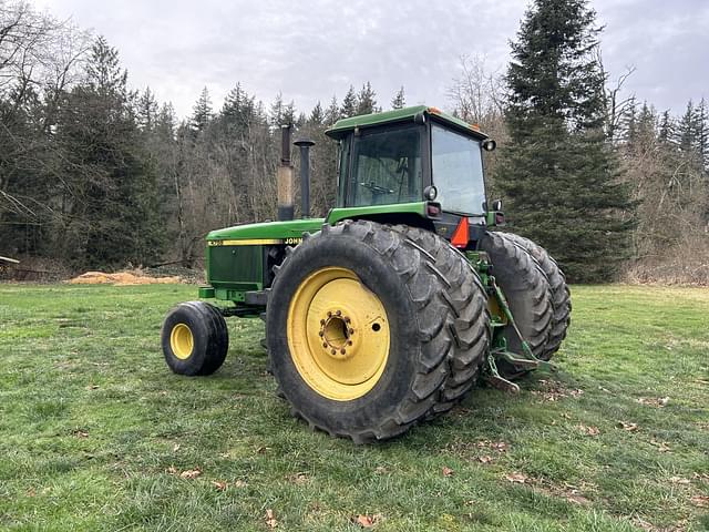 Image of John Deere 4755 equipment image 2