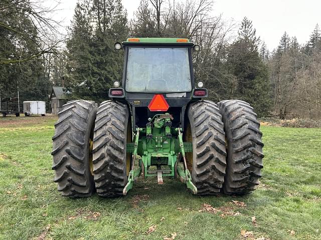 Image of John Deere 4755 equipment image 3