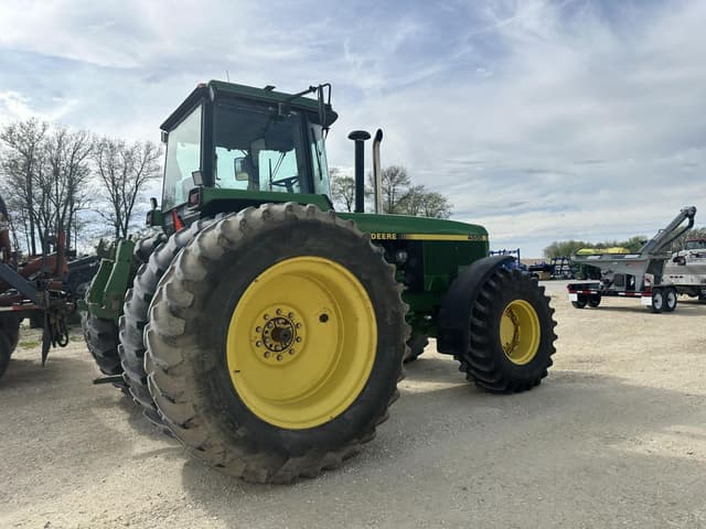 Image of John Deere 4955 equipment image 3
