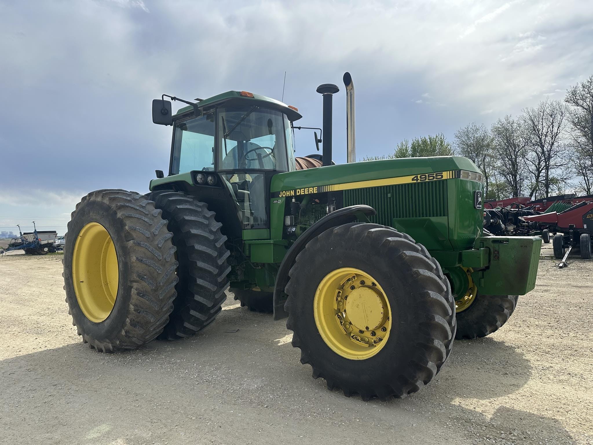 1990 John Deere 4955 Equipment Image0