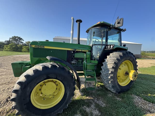 Image of John Deere 4955 equipment image 4