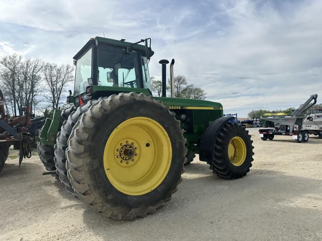 Image of John Deere 4955 equipment image 3