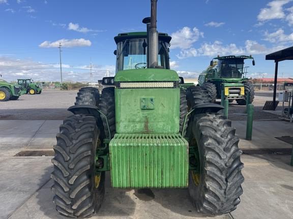 Image of John Deere 4955 equipment image 1