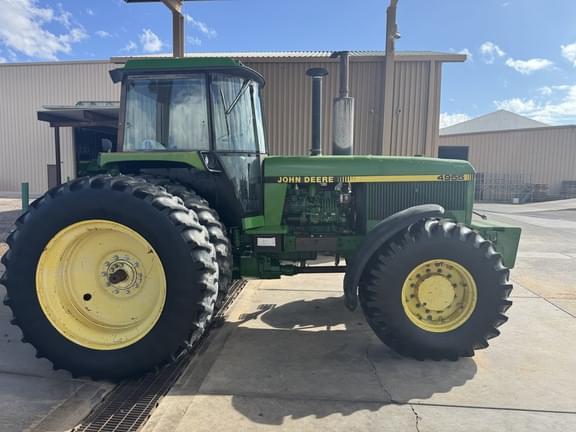 Image of John Deere 4955 equipment image 2