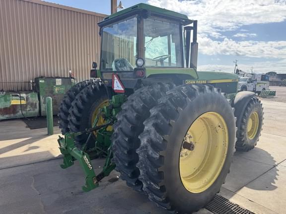 Image of John Deere 4955 equipment image 3