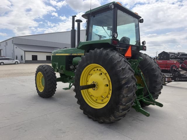 Image of John Deere 4955 equipment image 4