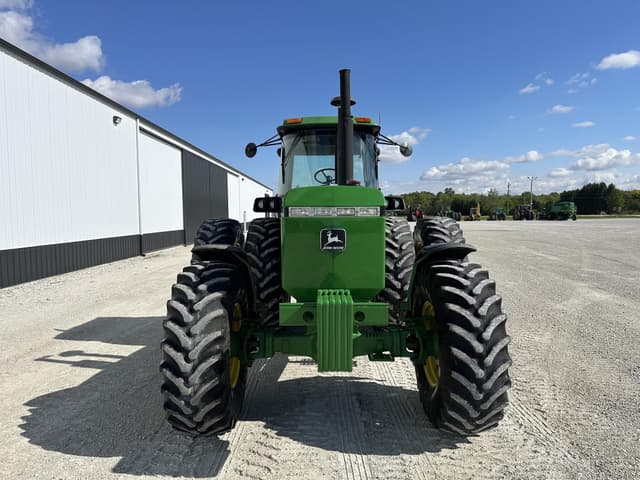Image of John Deere 4955 equipment image 1