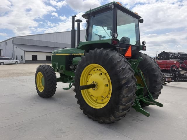 Image of John Deere 4955 equipment image 4