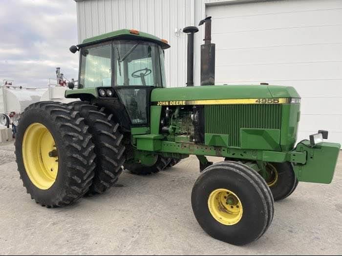 1990 John Deere 4955 Equipment Image0