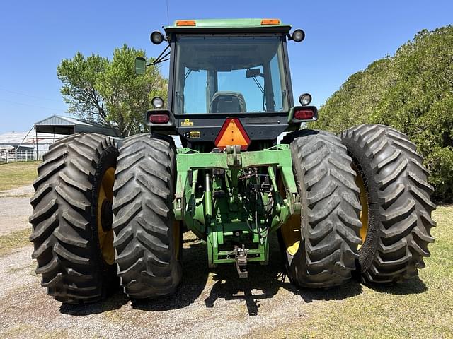 Image of John Deere 4955 equipment image 3