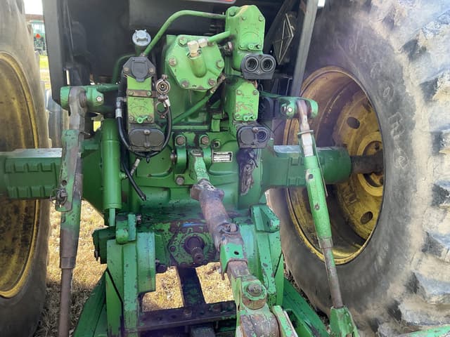 Image of John Deere 4955 equipment image 3
