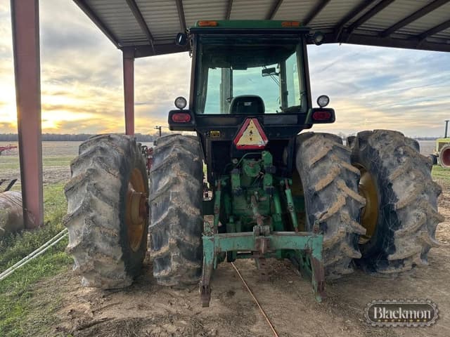 Image of John Deere 4955 equipment image 1