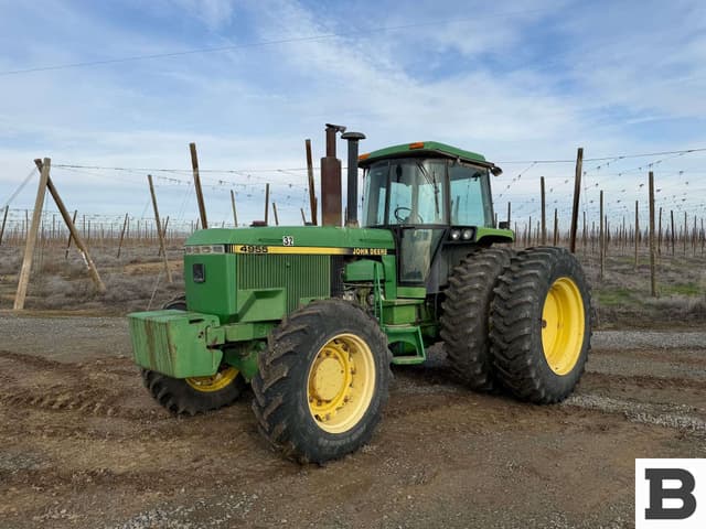 Image of John Deere 4955 equipment image 1