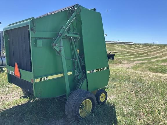 Image of John Deere 535 equipment image 1