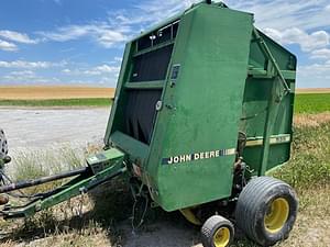 1990 John Deere 535 Image