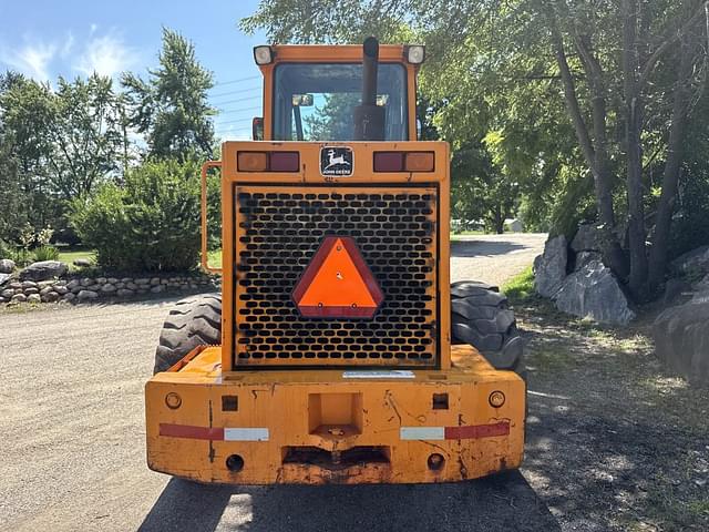Image of John Deere 544E equipment image 3