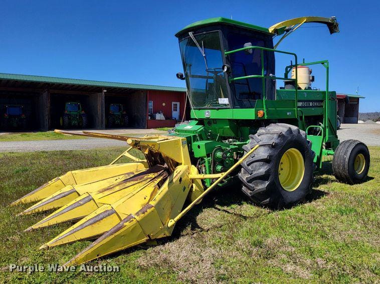 Main image John Deere 5830