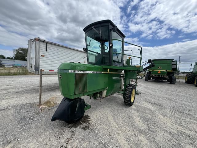 Image of John Deere 6000 equipment image 2