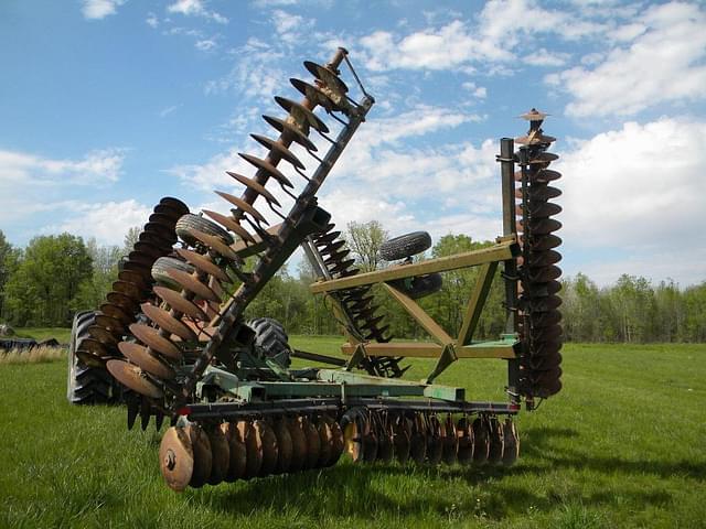 Image of John Deere 630 equipment image 2