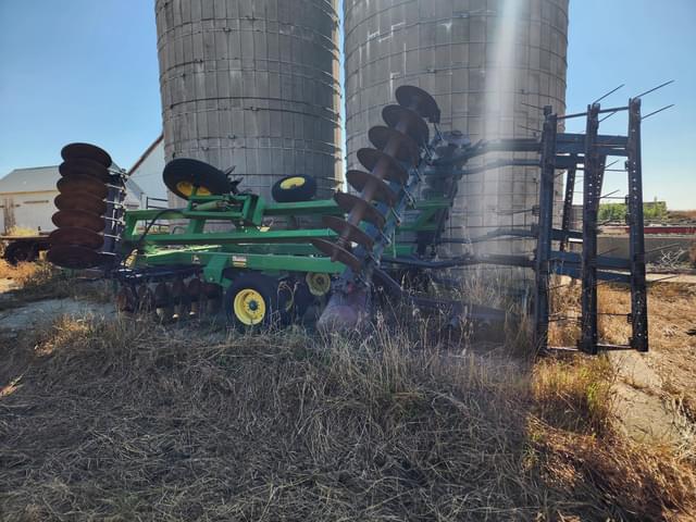 Image of John Deere 630 equipment image 3