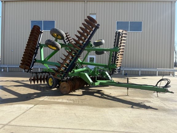 Image of John Deere 630 Primary image