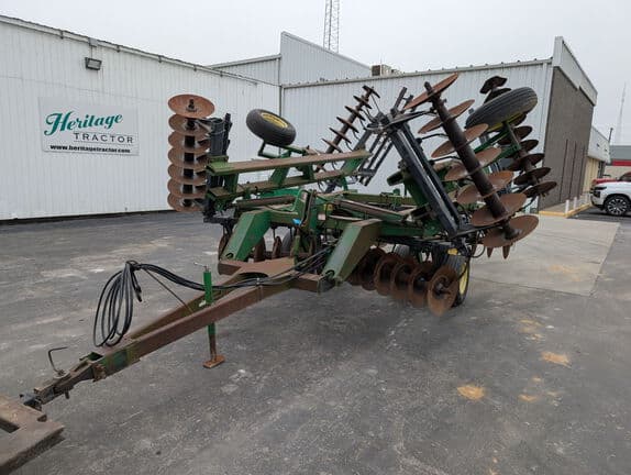 Image of John Deere 630 Primary image