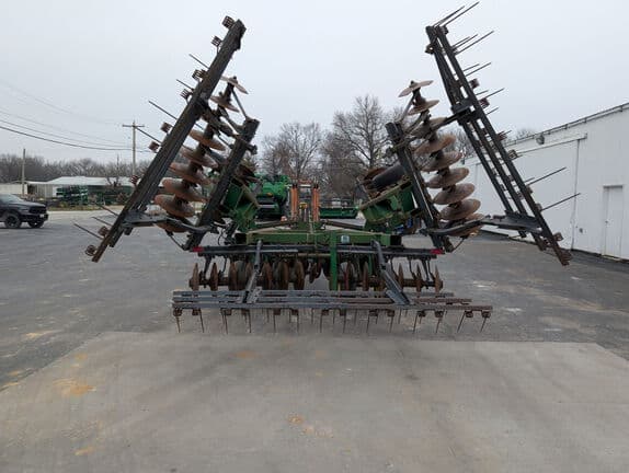 Image of John Deere 630 equipment image 3