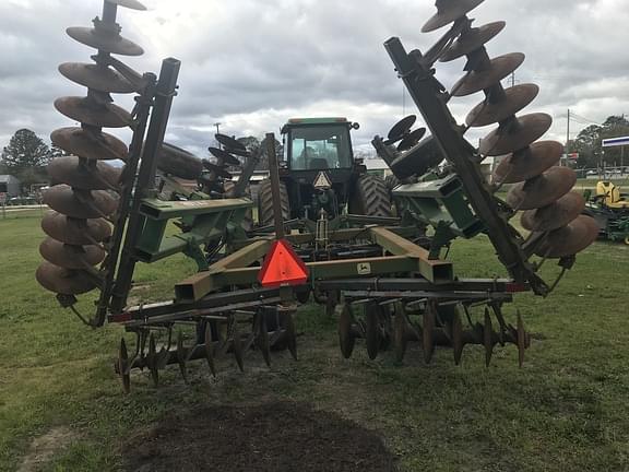 Image of John Deere 630 equipment image 2