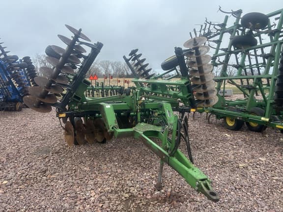 Image of John Deere 630 equipment image 4