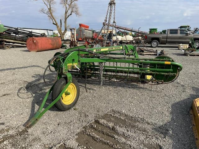 Image of John Deere 662 equipment image 1