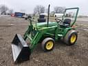 1990 John Deere 670 Image