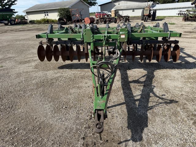 Image of John Deere 714 equipment image 2