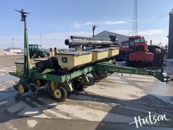 Main image John Deere 7240