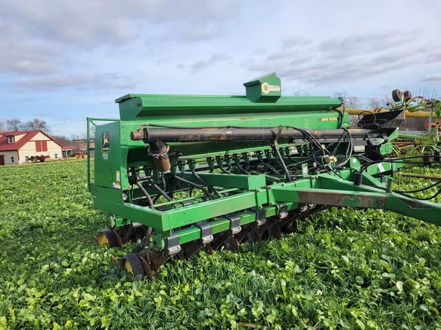 Image of John Deere 750 equipment image 2